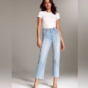 💵Aritzia Denim Forum The 70’s Retro Cheeky Straight Blue Women's Jeans Size 25